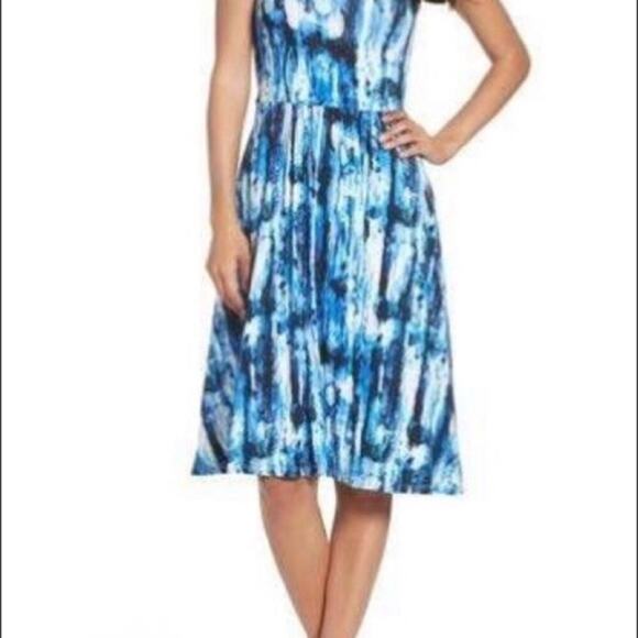 Felicity & Coco Tie Dye Maxi Dress Fit & Flare Kaley Womens Size SM Keyhole Back - Picture 3 of 8